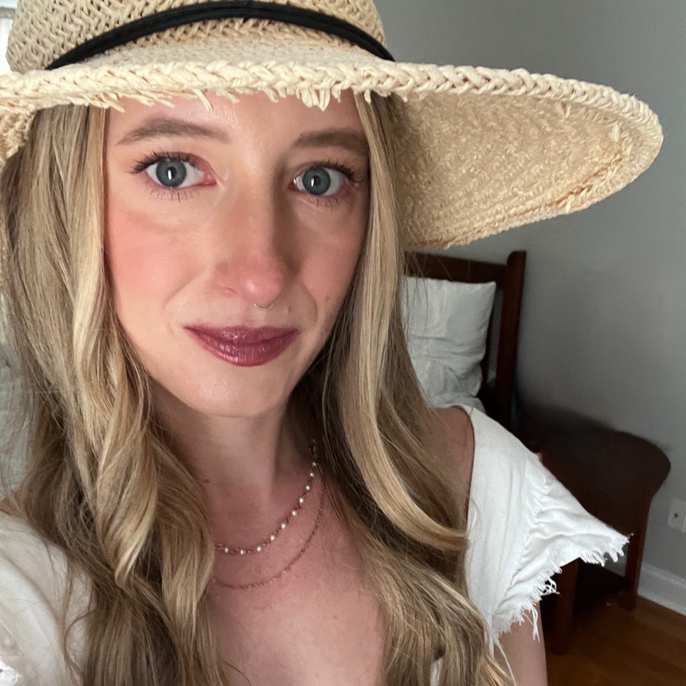 Meet your Posher, Allison